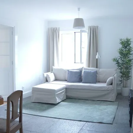 Heritage Apartment *